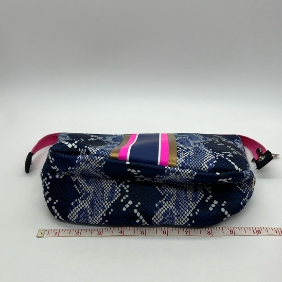 TAYLOR GRAY SARAH LARGE CARRYALL COSMETICS BAG BLUE SNAKESKIN PATTERN NWT - Picture 9 of 16